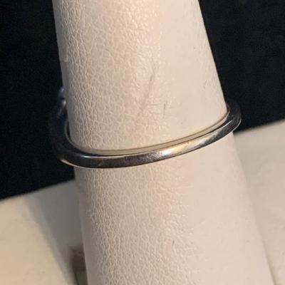 10K White Gold Trillion Cut Sapphire Ring (MB-HS)