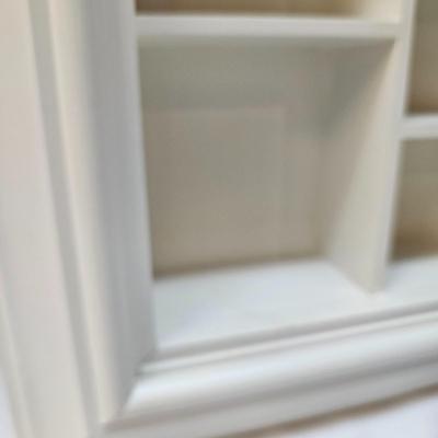 Pair of White Wood Hanging Shelves (BD-JS)