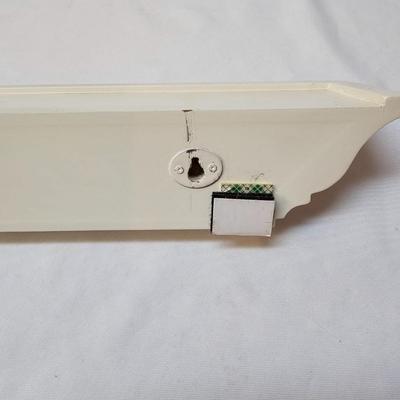 Pair of White Wood Hanging Shelves (BD-JS)