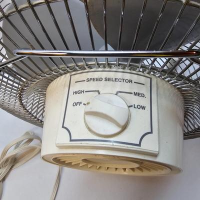 Pair of Fans  (BO-JS)