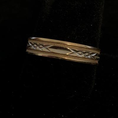 10K Two Toned Gold Band (MB-HS)