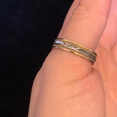 10K Two Toned Gold Band (MB-HS)