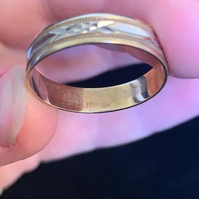 10K Two Toned Gold Band (MB-HS)