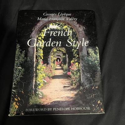 French Garden & Design Books (K-MG)