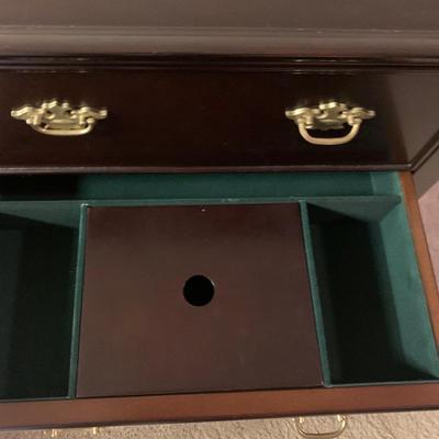 Upright Jewelry Chest