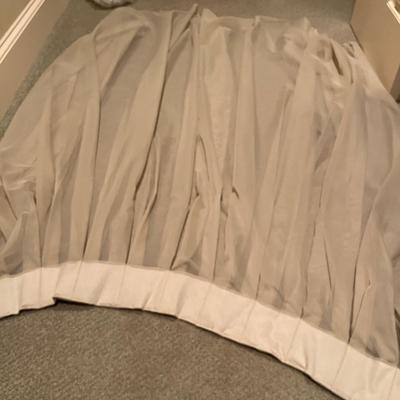 Drapes & Bed Skirts (BR1-MG)