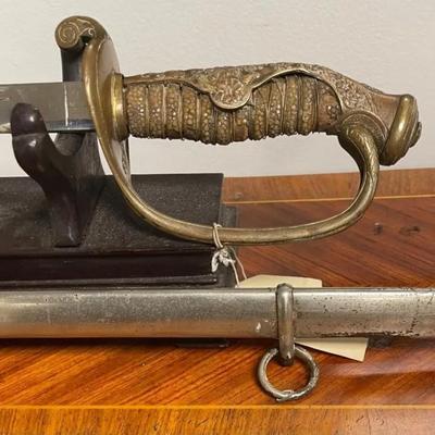 WW2 JAPANESE OFFICERS PARADE SWORD WITH SCABBARD/ HANGER
