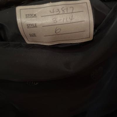 Louis FÃ¨raud Fur Coat Size 6 (E-MG)