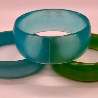 Bracelet Lot - 3 plastic bracelet turquoise & green