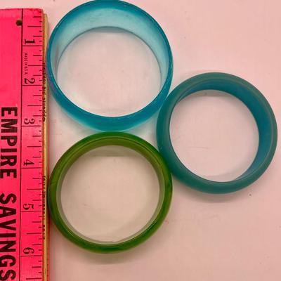 Bracelet Lot - 3 plastic bracelet turquoise & green