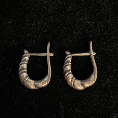 Wood Jewelry Box with Sterling Jewelry & More (MB-HS)