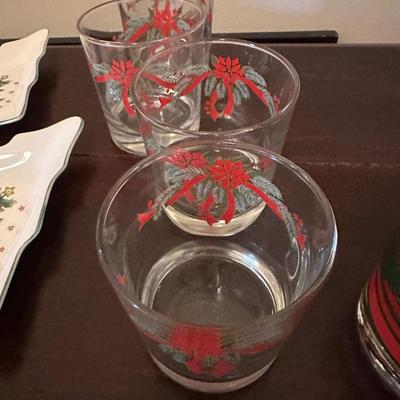 Christmas glassware lot