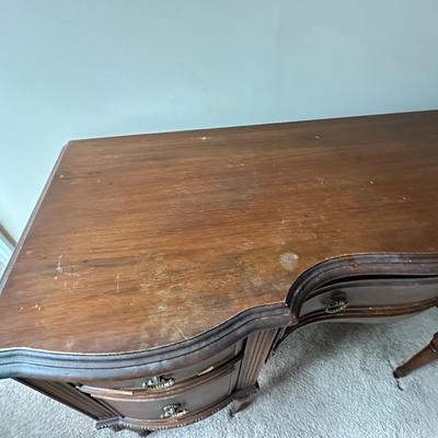vintage vanity