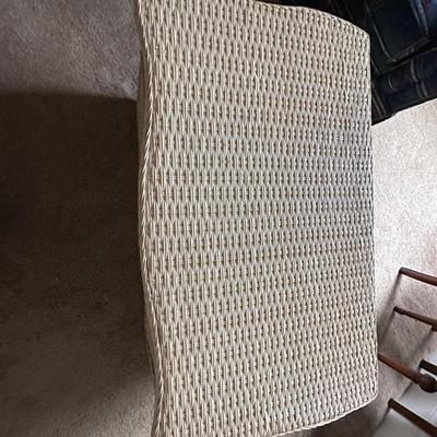 wicker storage chest trunk