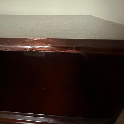 queen anne style tv stand