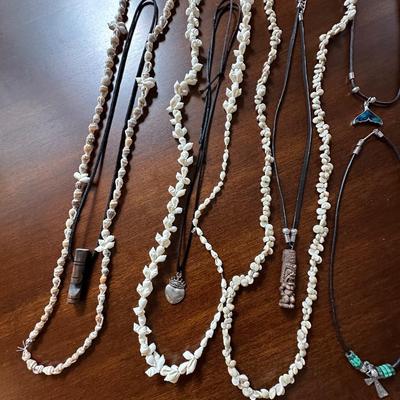 costume jewelry necklace lot