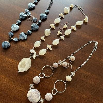 neckalce/earring lot