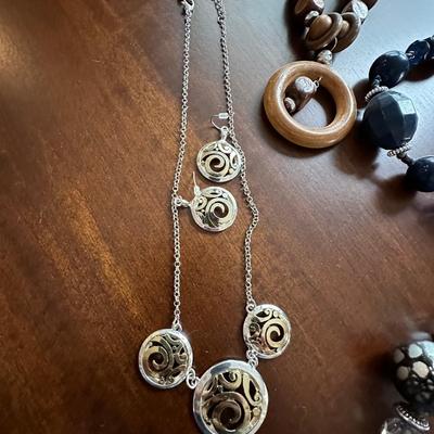 necklace /earring lot