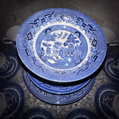 blue/white stoneware lot