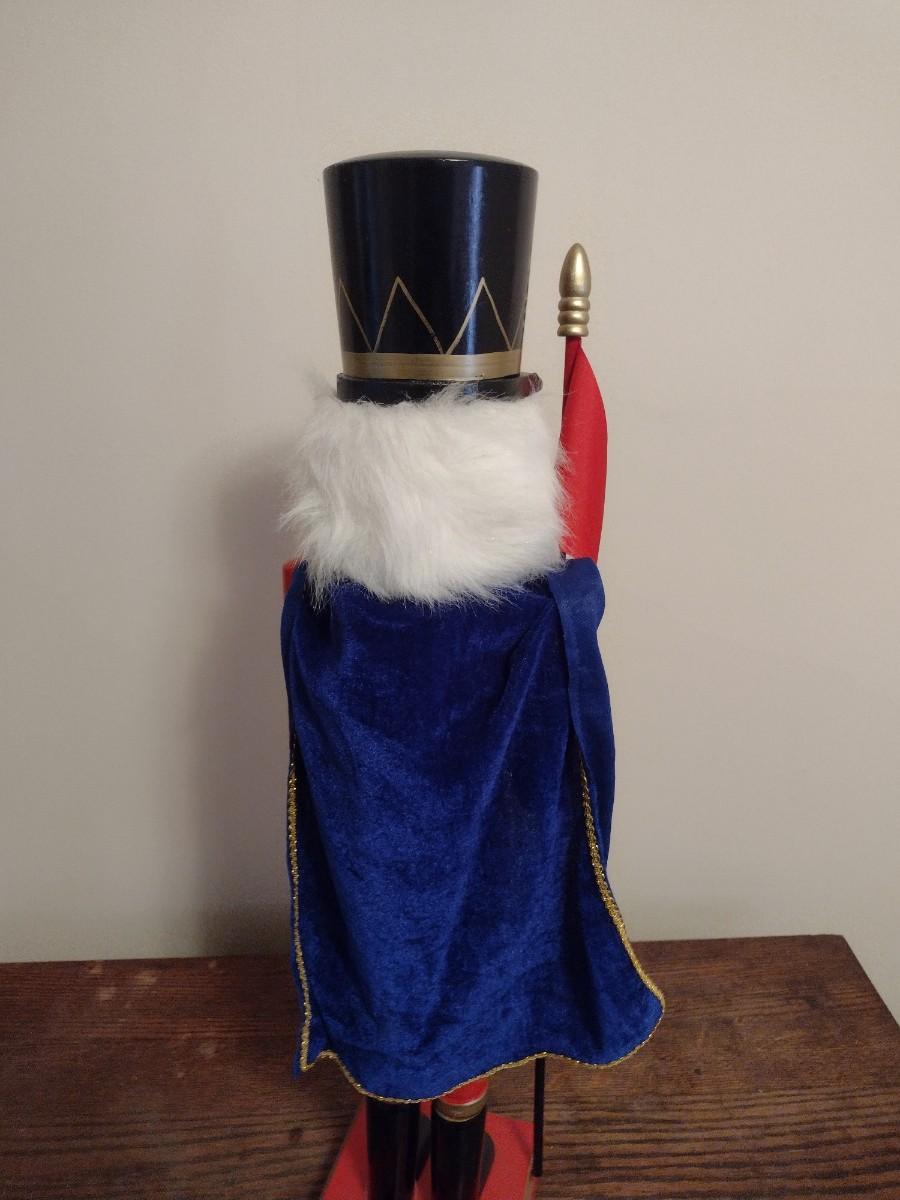 Large Wood Castle Guard Nutcracker 24"