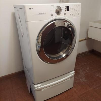 LG Gas Dryer w/ Storage Pedestal (L-BBL)