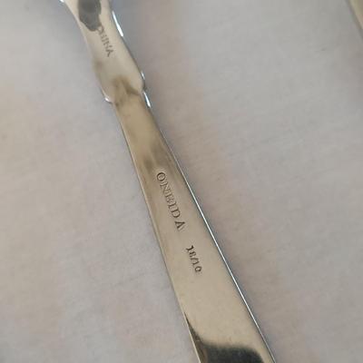 Oneida Flatware (K-BBL)