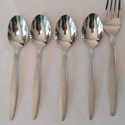 Oneida Flatware (K-BBL)