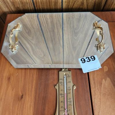 Lot of Vanity and Collectables