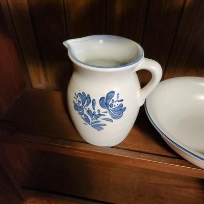 9 Pieces Pfaltzgraff Yorktowne TeaPot Cream Sugar Water Pitcher Plates Bowl