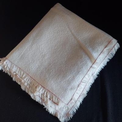 Vintage Tablecloths, Napkins and Table Runners (DR-BBL)