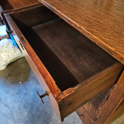 Quarter-Sawn Oak Buffet/Storage Cabinet (LG-JS)