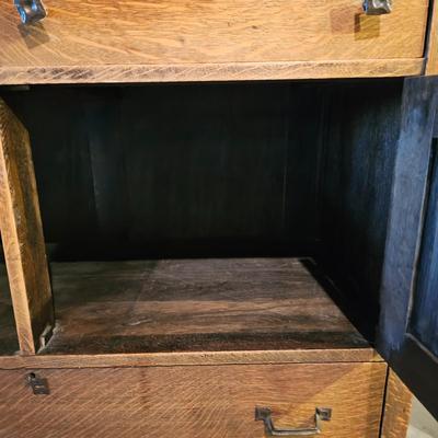 Quarter-Sawn Oak Buffet/Storage Cabinet (LG-JS)