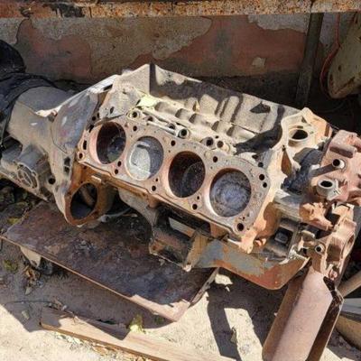 #1126 â€¢ Engine Block With Transmission
