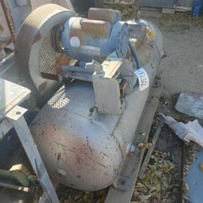 #1262 â€¢ Ingersoll Rand Air Compressor
