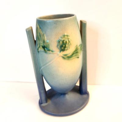 Lot #28  Vintage Roseville Pottery Vase - Thorn Apple Pattern