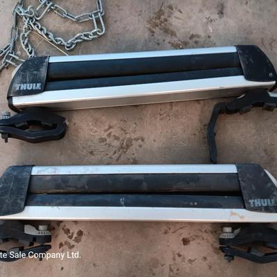 Colorado I-70 kit - Snow chains and Thule Ski rack
