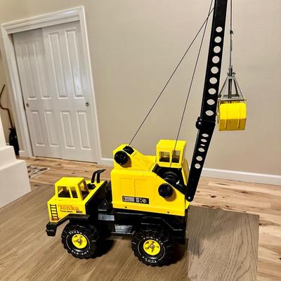 Vintage 80â€™s Tonka Turbo Diesel XMB-975 Clam Bucket Crane Truck