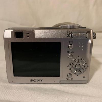 Cannon and Sony Digital Cameras with Accessories (BO-KW)