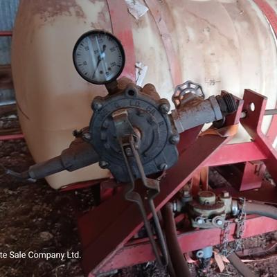 Wheelers Field Sprayer