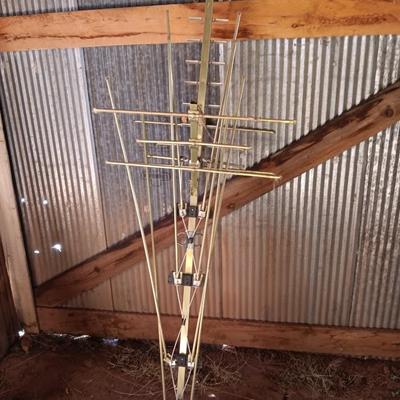 Aluminum rooftop antenna