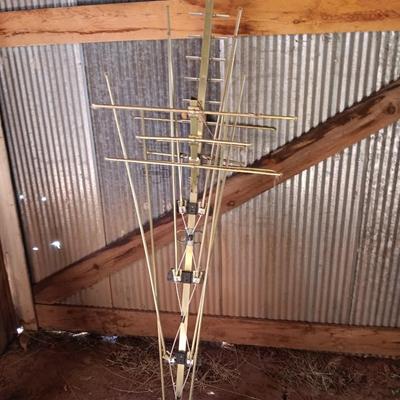 Aluminum rooftop antenna