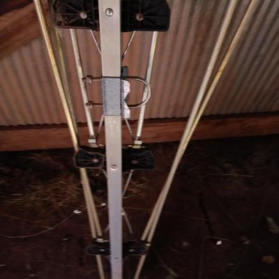 Aluminum rooftop antenna
