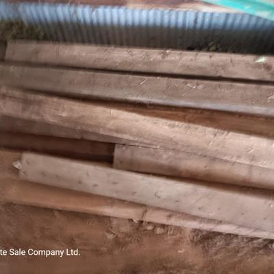 Variety of older wood - 2x4's and assorted pieces