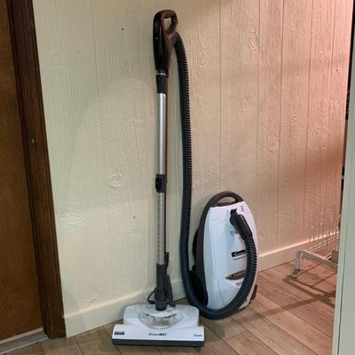Kenmore Canister Vacuum (LG-KW)