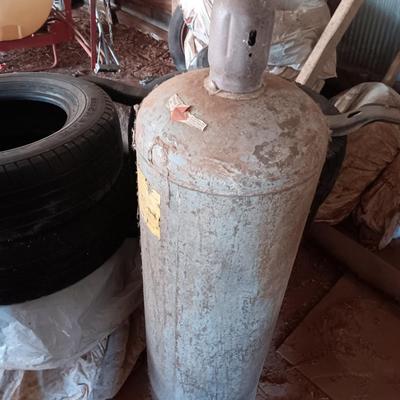 Liquified Petroleum gas cylinder 4' tank