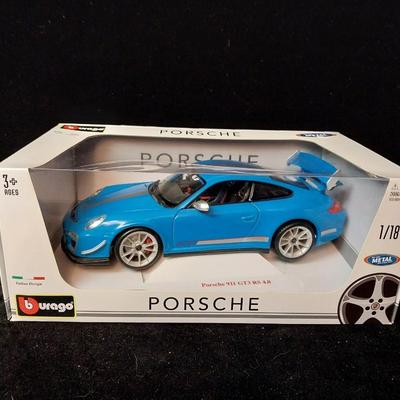 DIE-CAST PORSCHE 911 GT3 RS 4.0 MODEL CAR