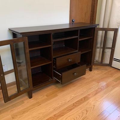 Mission Style Media Stand with Glass Doors (MB-KW)