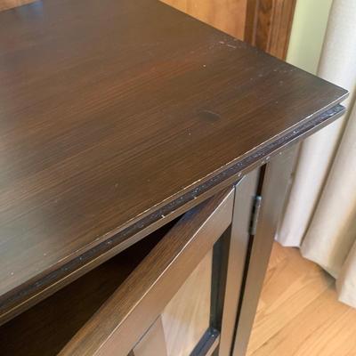 Mission Style Media Stand with Glass Doors (MB-KW)