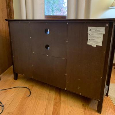 Mission Style Media Stand with Glass Doors (MB-KW)