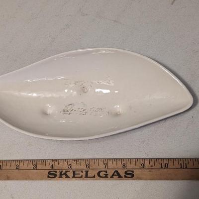 Gorgeous MCM California Pottery Lavender Dish